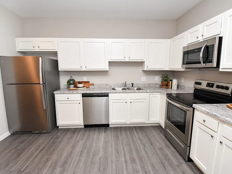 Cypress Ridge Apartments — Photo 3