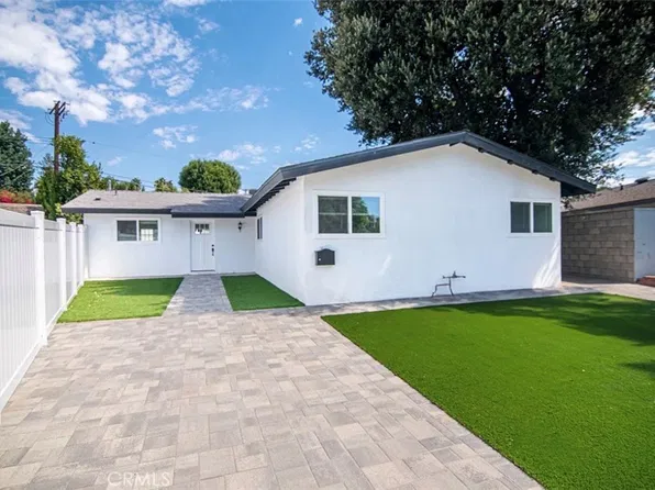 22831 Burton St, Canoga Park, CA 91304