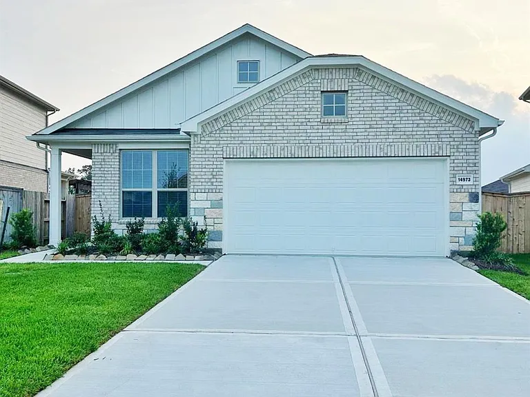 14973 Rustic Moon Rd — Photo 1