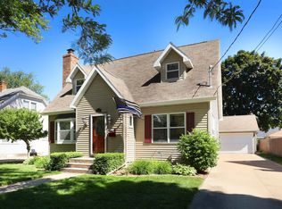 214 W Parkway Blvd, Appleton, WI 54911