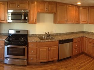 132 Liberty St APT 2, Danvers, MA 01923