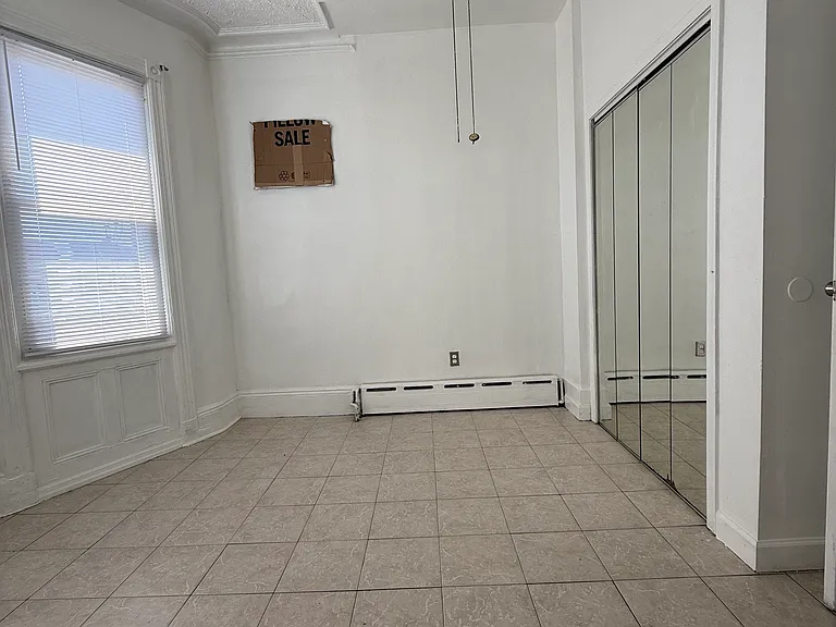 406 67th St #2 — Photo 3