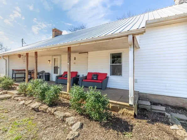 1257 Powell Ln, Lewisburg, TN 37091