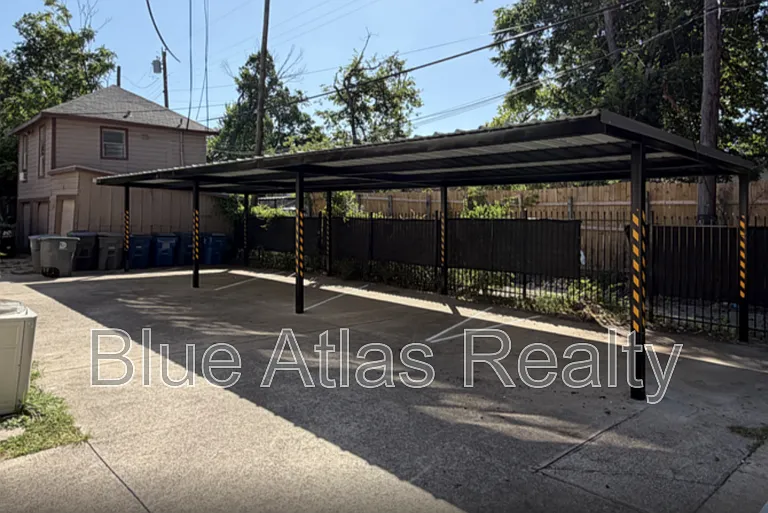 4914 Victor St #3 — Photo 23