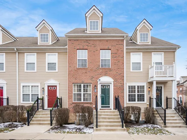 8302 Bruntsfield Rd, Columbus, OH 43235