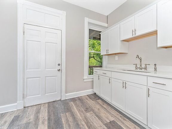 4th image of 267 S Prospect St APT 8