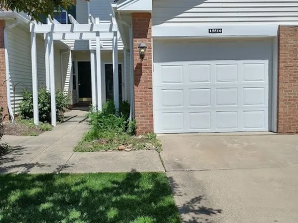 15516 Foxglove Ln, Cleveland, OH 44130