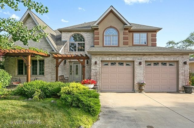 1st image of 16W328 W Hillside Ln