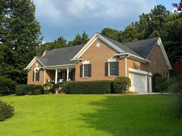 104 Fallen Oak Dr, Columbia, SC 29229