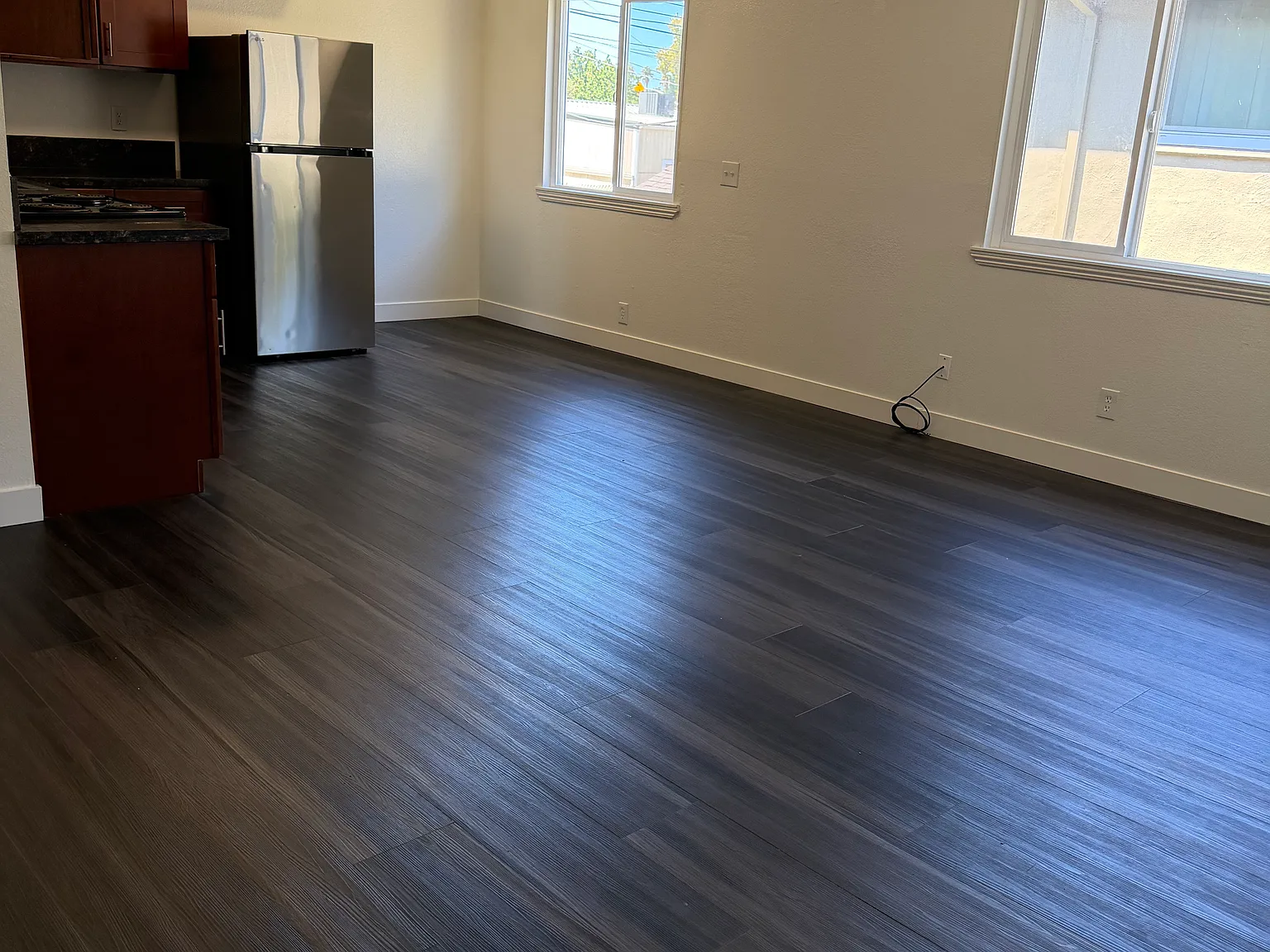 2 bed, 800 sqft, $1,850 — Photo 2