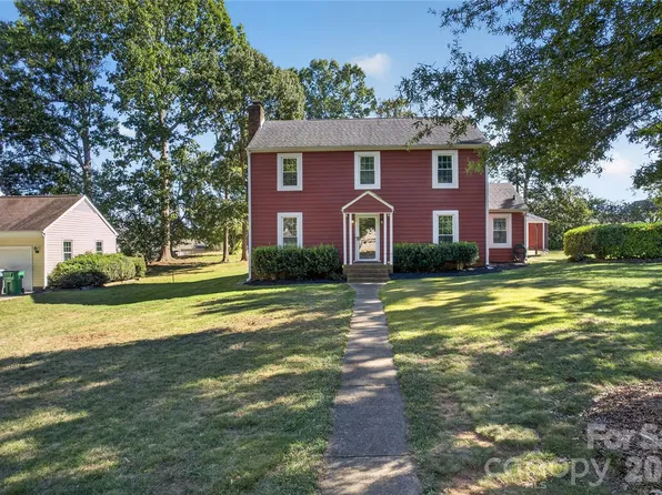 12008 Parks Farm Ln, Charlotte, NC 28277