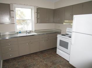 411 S High St APT 3, Mechanicsburg, PA 17055