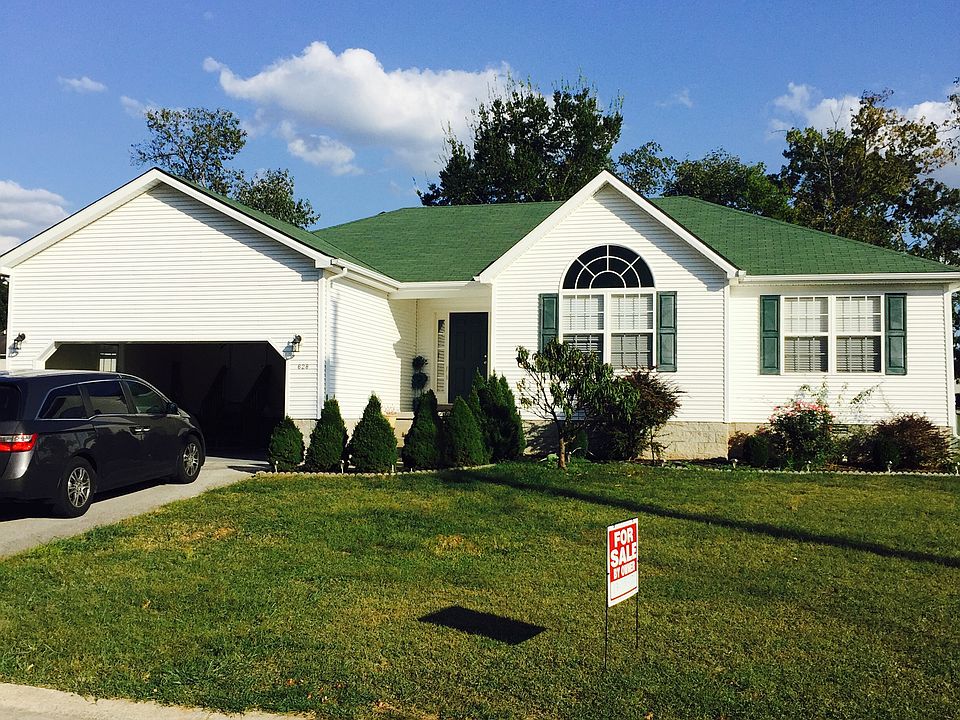 1st image of 628 Fern Hill St