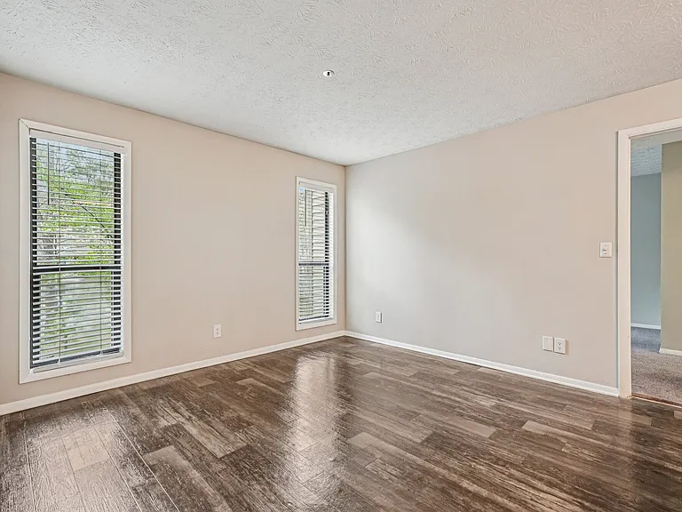 Birch Landing Apartments — Photo 19