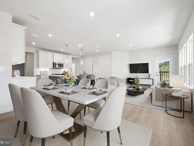 1611 Potomac Shores Pkwy #401 — Photo 51