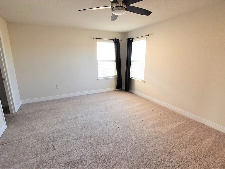 4358 Silver Creek St — Photo 19