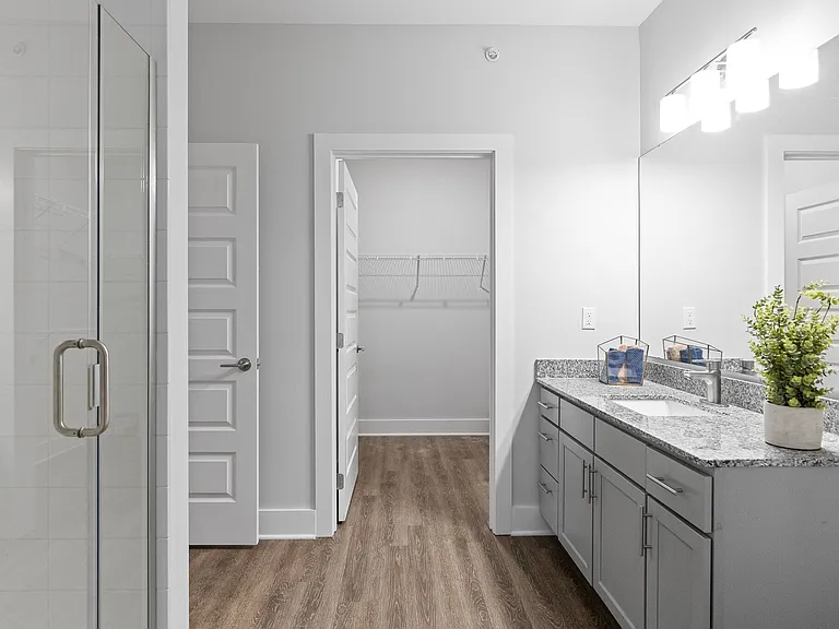 Borough 33 Apartments — Photo 37