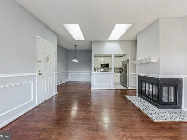 53 Aspen Ct, Hamilton, NJ 08619