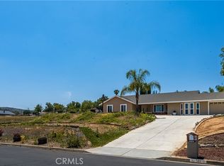 16481 Valle Vista Way, Riverside, CA 92506