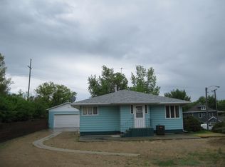 620 6th St N, Glasgow, MT 59230