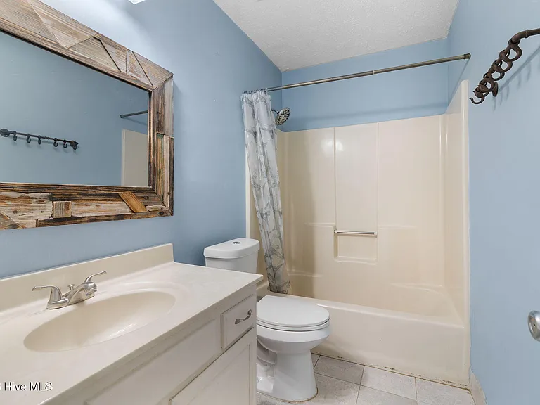 7666 Wilkins Dr — Photo 33