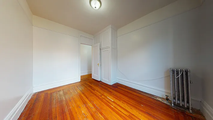 Rented by Bond New York | media 9