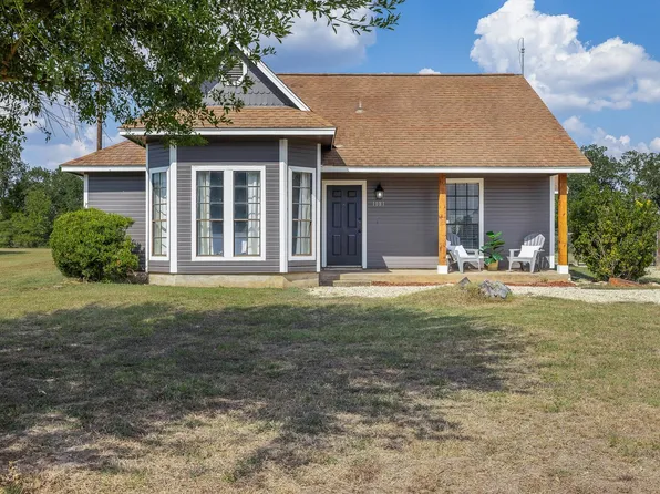 1081 Private Road 7023, Elgin, TX 78621