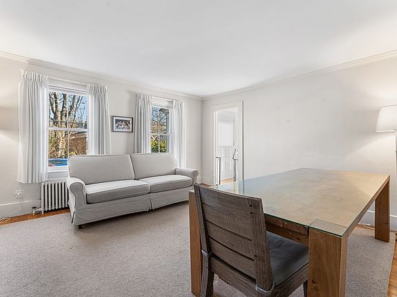 3rd image of 29 Cottage St