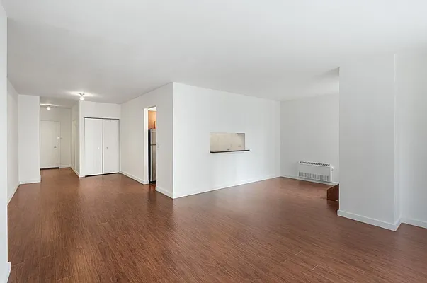 Rented by The Moinian Group | media 4