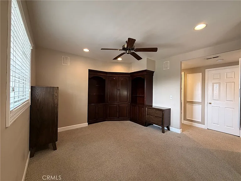 21956 Yellowstone Ln — Photo 12