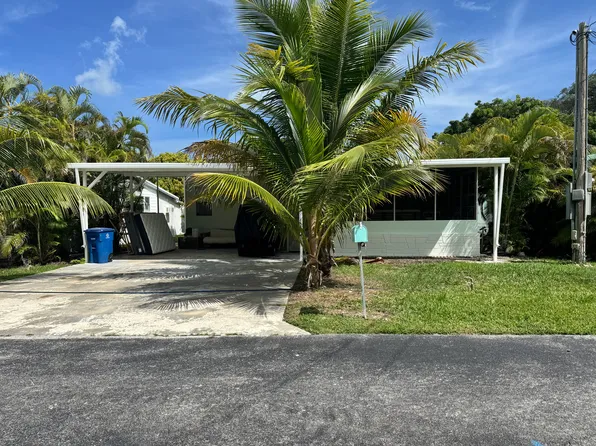 911 S Emerald Dr, Key Largo, FL 33037