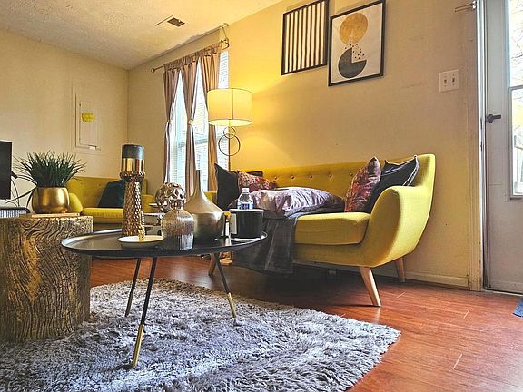 4th image of 3252 Tapestry Cir