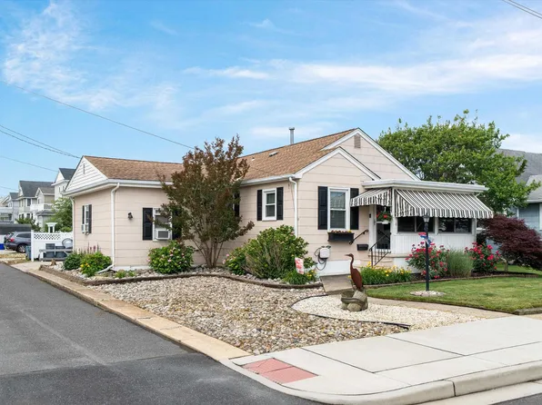 204 28th St, Ocean City, NJ 08226