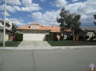 37124 57th St E, Palmdale, CA 93552