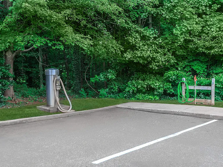 Outdoor Car Wash Station