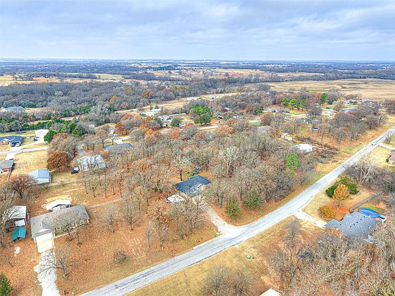 5th image of 110 Cuyler Dr