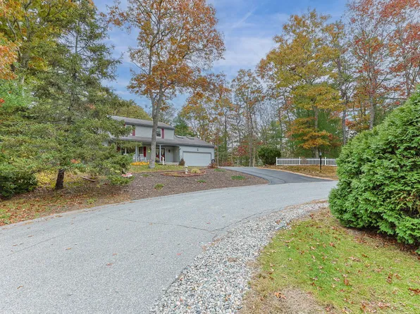 12 Beachwood Road, Bourne, MA 02532