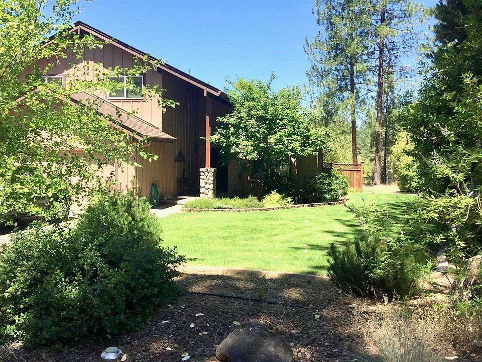 1st image of 4627 E Evans Cres