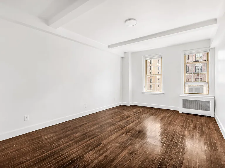 24 5th Ave #1216 — Photo 8