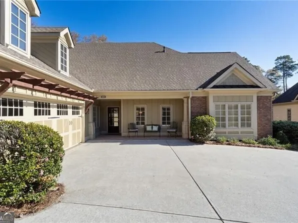 2472 Ballantrae Cir, Cumming, GA 30041