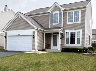 1750 Brookfield Ct, Aurora, IL 60503