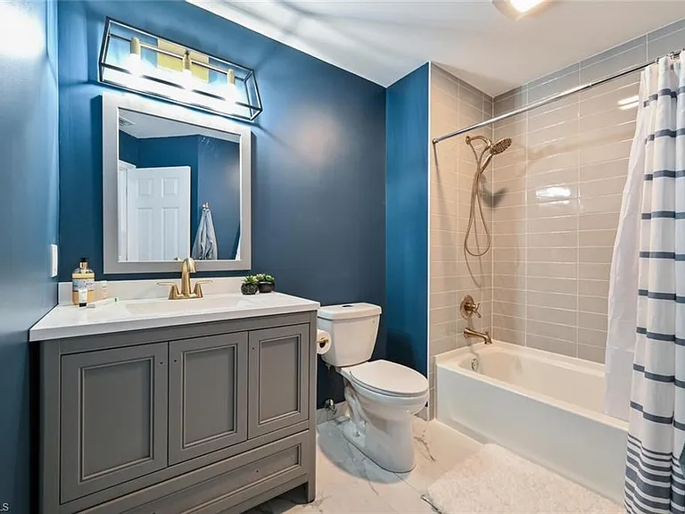 981 Hampton Cir #119 — Photo 19
