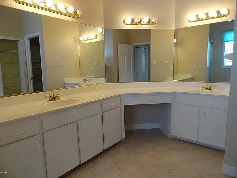3320 Newbliss Cir — Photo 5