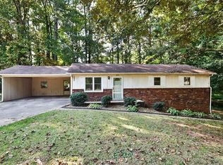 2931 Bottlebrush Dr, Lithia Springs, GA 30122