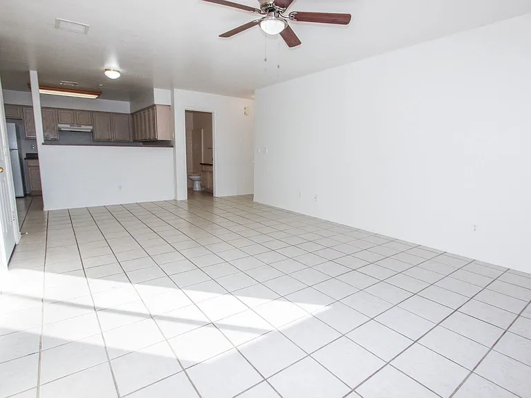 4836 N Judy Cir — Photo 3