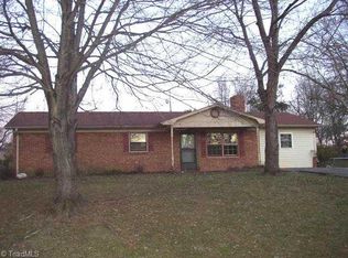 125 Kerner Knolls Rd, Kernersville, NC 27284
