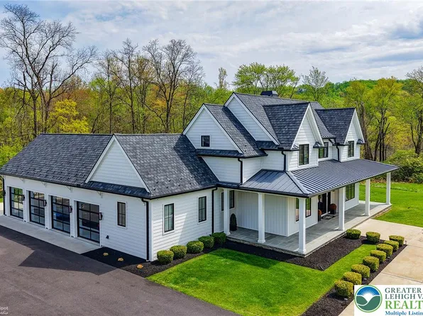 4850 W Hopewell Rd, Center Valley, PA 18034