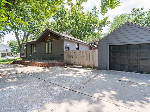 4th image of 3306 50th St