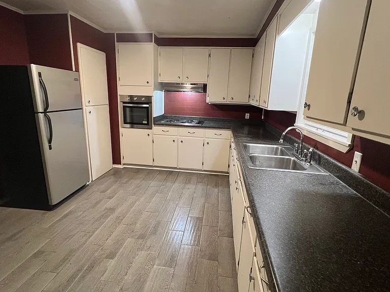 205 Clearview Dr #B — Photo 2