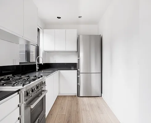 Rented by Compass | media 13